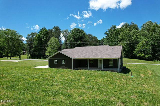 960 East Allens Bridge Road, Greeneville, TN 37743