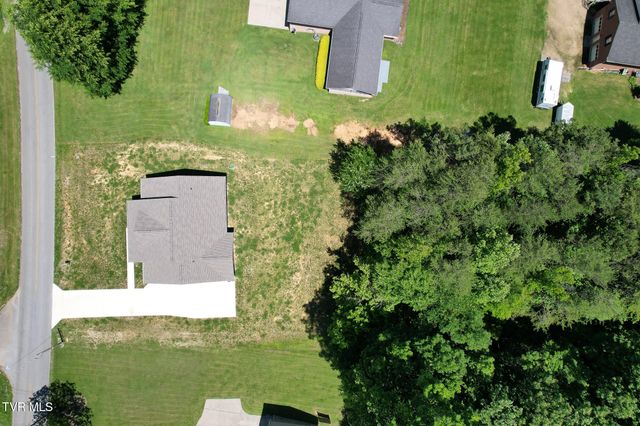 960 East Allens Bridge Road, Greeneville, TN 37743