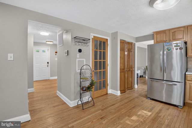 17316 AMITY DR, Gaithersburg, MD 20877