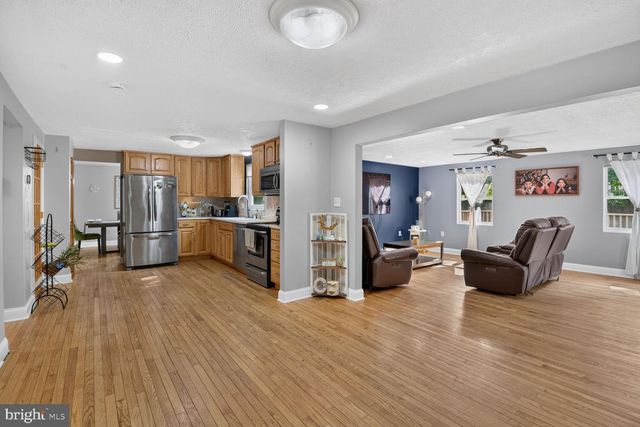 17316 AMITY DR, Gaithersburg, MD 20877