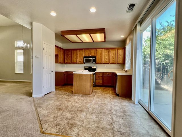 2364 River Rock Drive, Merced, CA 95340