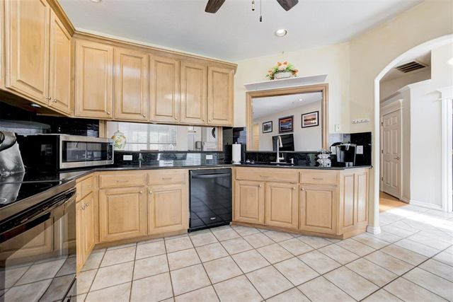 1137 Pinehurst Drive, Norman, OK 73072