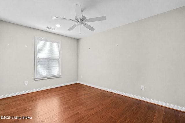 842 Artisan Pkwy, La Grange, KY 40031