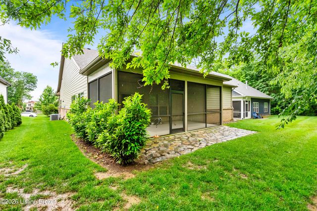 842 Artisan Pkwy, La Grange, KY 40031