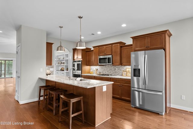 842 Artisan Pkwy, La Grange, KY 40031