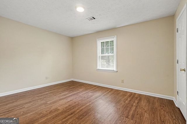 2835 Shane Drive, Snellville, GA 30078