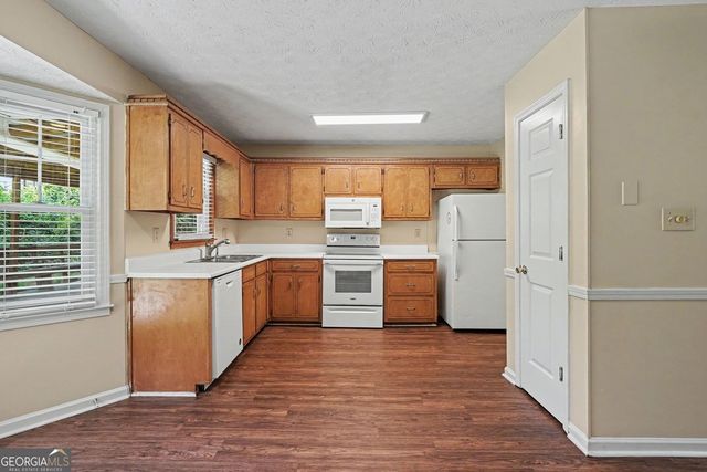 2835 Shane Drive, Snellville, GA 30078