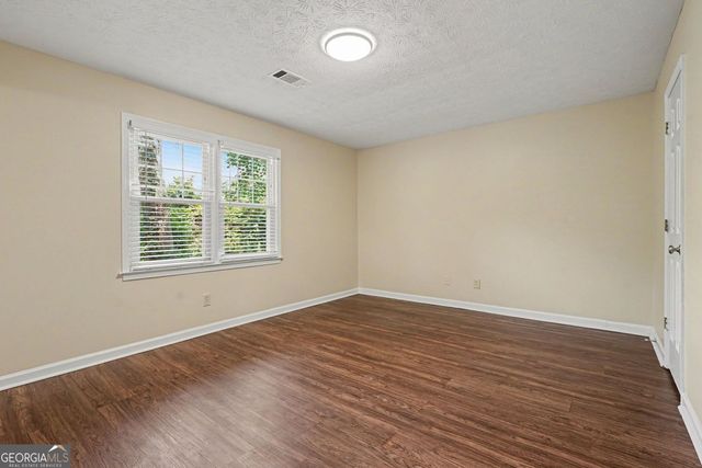 2835 Shane Drive, Snellville, GA 30078