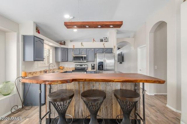 3908 W ROSE GARDEN Lane, Glendale, AZ 85308