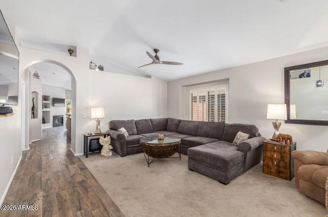 3908 W ROSE GARDEN Lane, Glendale, AZ 85308