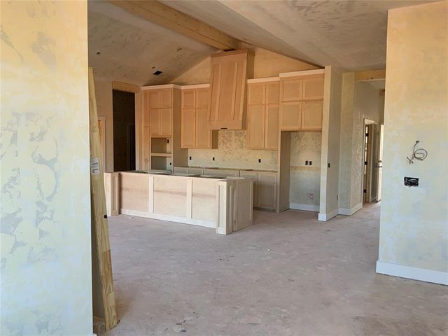 4604 Hambletonian Lane, Mustang, OK 73064