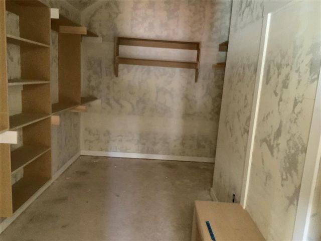 4604 Hambletonian Lane, Mustang, OK 73064