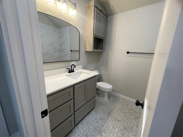 4604 Hambletonian Lane, Mustang, OK 73064