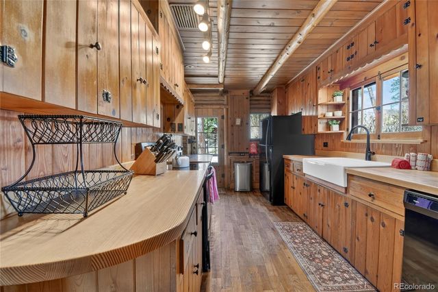 23301 Shoshone Road, Indian Hills, CO 80454