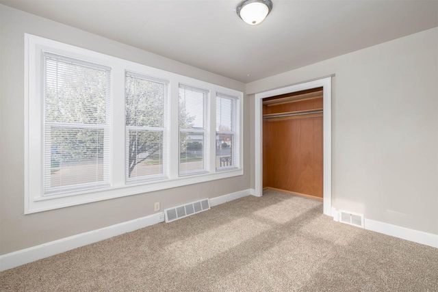 17 6TH STREET, Fond Du Lac, WI 54935