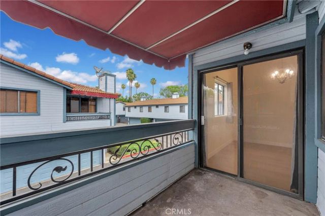 1255 N Los Robles Ave. 18, Pasadena, CA 91104
