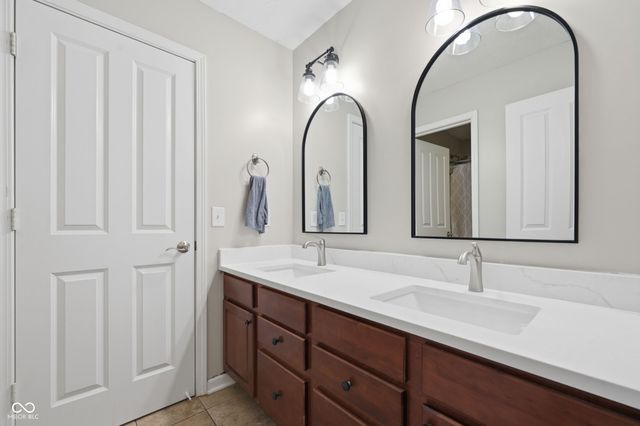 10267 Landis Boulevard, Fishers, IN 46040