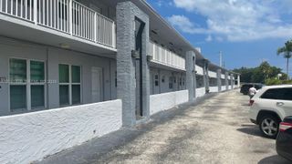 2225 NE 123rd Street 204, North Miami, FL 33181