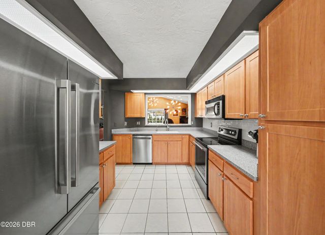 2013 Beaver Creek Drive, Port Orange, FL 32128