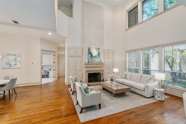 6 Glenheather Court, Dallas, TX 75225