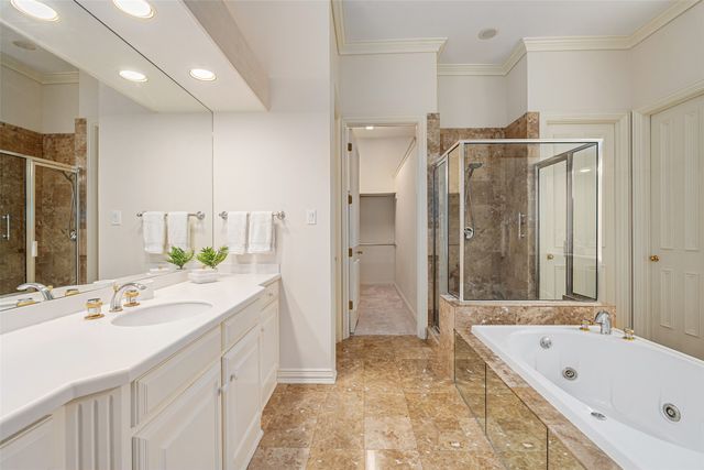 6 Glenheather Court, Dallas, TX 75225