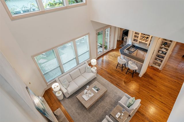 6 Glenheather Court, Dallas, TX 75225