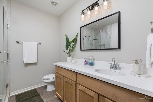 1329 E Candor Drive, Edinburg, TX 78542