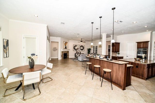 13819 Laurel Colony Trail, Houston, TX 77059