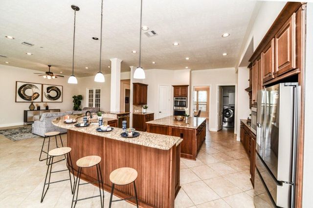 13819 Laurel Colony Trail, Houston, TX 77059