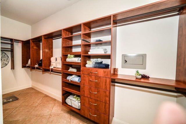 13819 Laurel Colony Trail, Houston, TX 77059