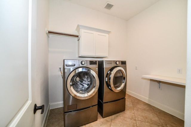 13819 Laurel Colony Trail, Houston, TX 77059