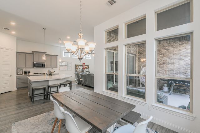 711 Artesian Drive, Argyle, TX 76226
