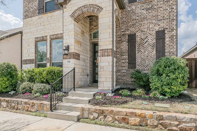 711 Artesian Drive, Argyle, TX 76226