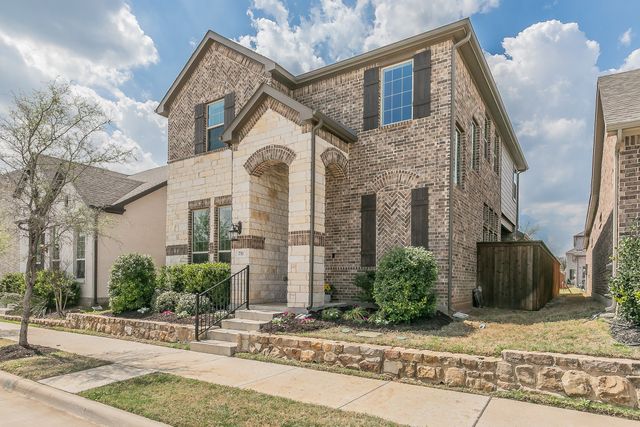 711 Artesian Drive, Argyle, TX 76226