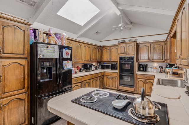 218 Clubbrook Circle, Desoto, TX 75115