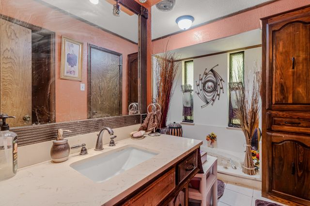 218 Clubbrook Circle, Desoto, TX 75115