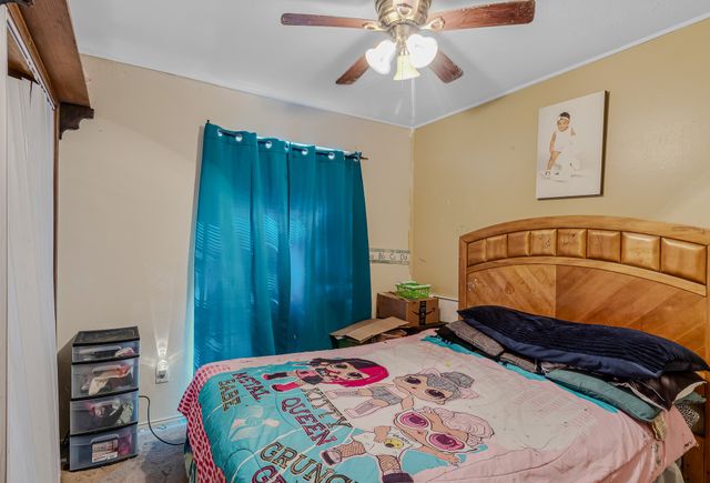 218 Clubbrook Circle, Desoto, TX 75115