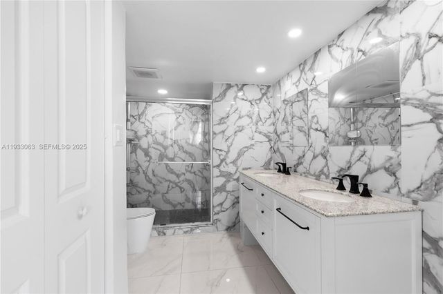 3545 NE 166th St 1004, North Miami Beach, FL 33160