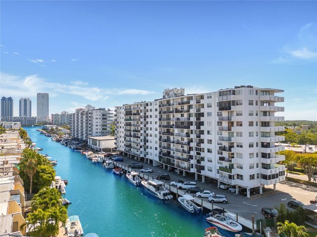 3545 NE 166th St 1004, North Miami Beach, FL 33160