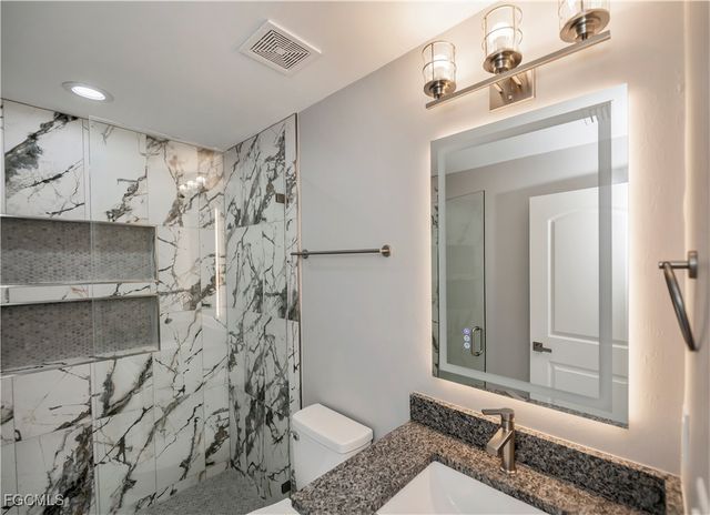 3318 Clearview CIR, Labelle, FL 33935