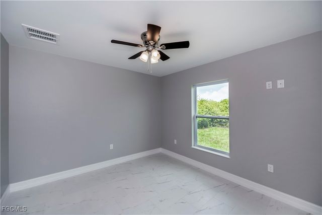 3318 Clearview CIR, Labelle, FL 33935