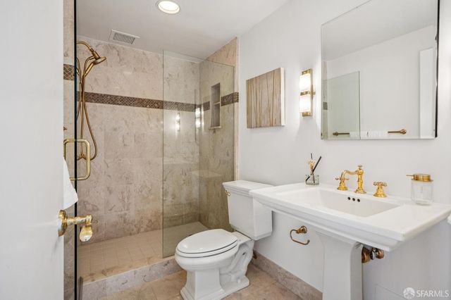 1000 North Point Street 902, San Francisco, CA 94109