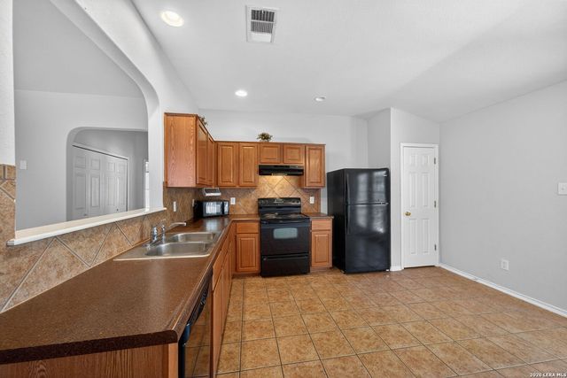 9614 Caspian Frst, San Antonio, TX 78254