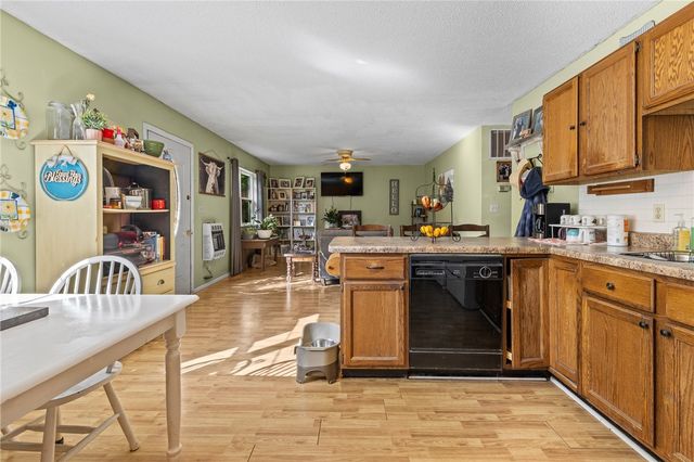 8122 Hopi Drive, Harrison, AR 72601