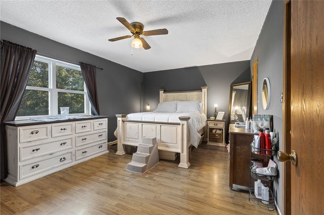 8122 Hopi Drive, Harrison, AR 72601