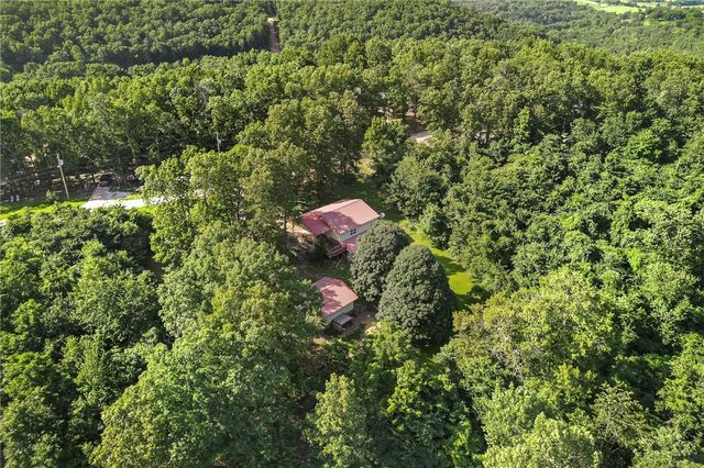 8122 Hopi Drive, Harrison, AR 72601