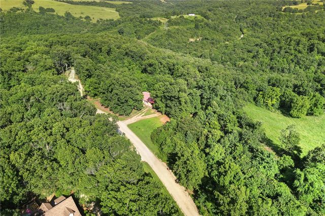 8122 Hopi Drive, Harrison, AR 72601