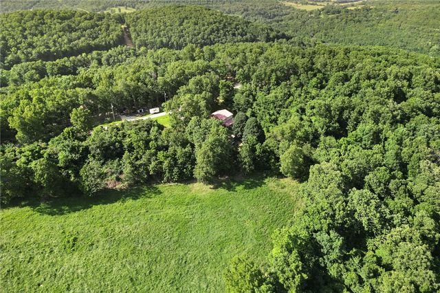 8122 Hopi Drive, Harrison, AR 72601