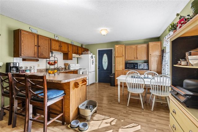 8122 Hopi Drive, Harrison, AR 72601