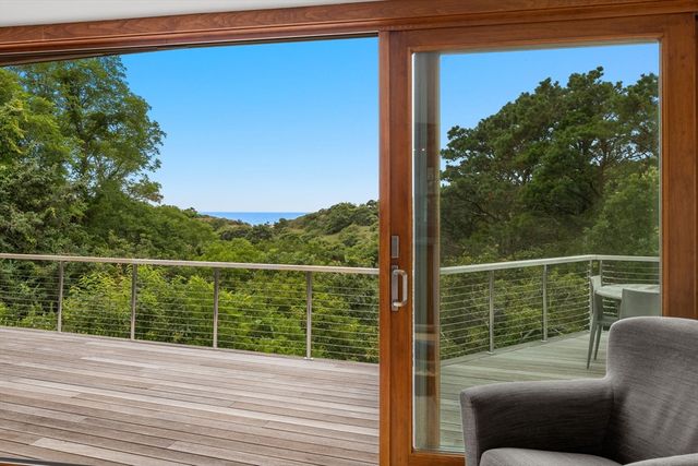 9 Benson Rd, Truro, MA 02666